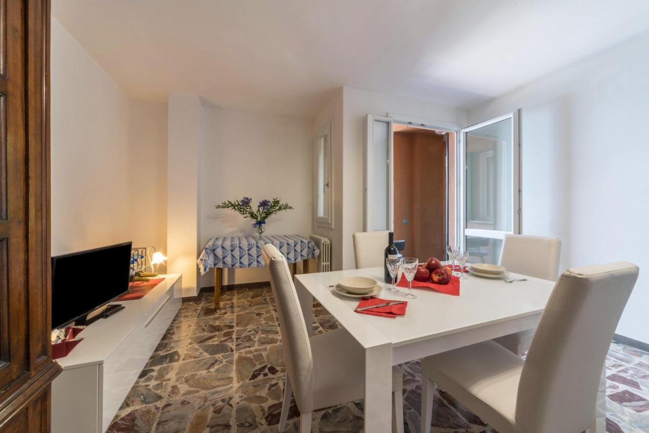 Apartmán The House With Red Sunsets Varenna Exteriér fotografie